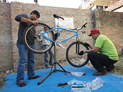 2011年にネパールで現地スタッフ向けの研修を開催