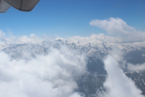 ブータン国内線からのブータン・ヒマラヤの眺め