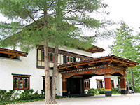 ブータン 高級ホテル