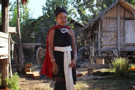 カヤー族の民族衣装はこんな感じ