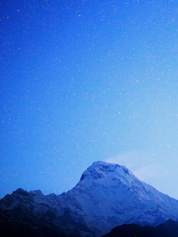 アンナプルナサウスと星空