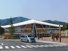 新しい女川駅舎には温泉施設があります！