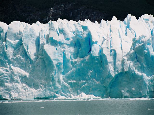 ペリトモレノの氷壁