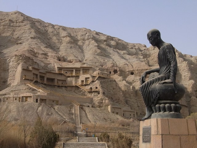 新疆最大の石窟寺院キジル千仏洞
