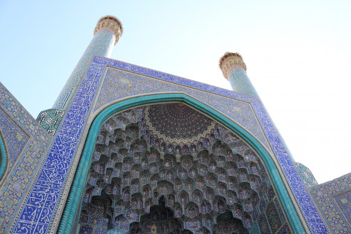 イスラム芸術の集大成・王のモスク正面のエイヴァーン