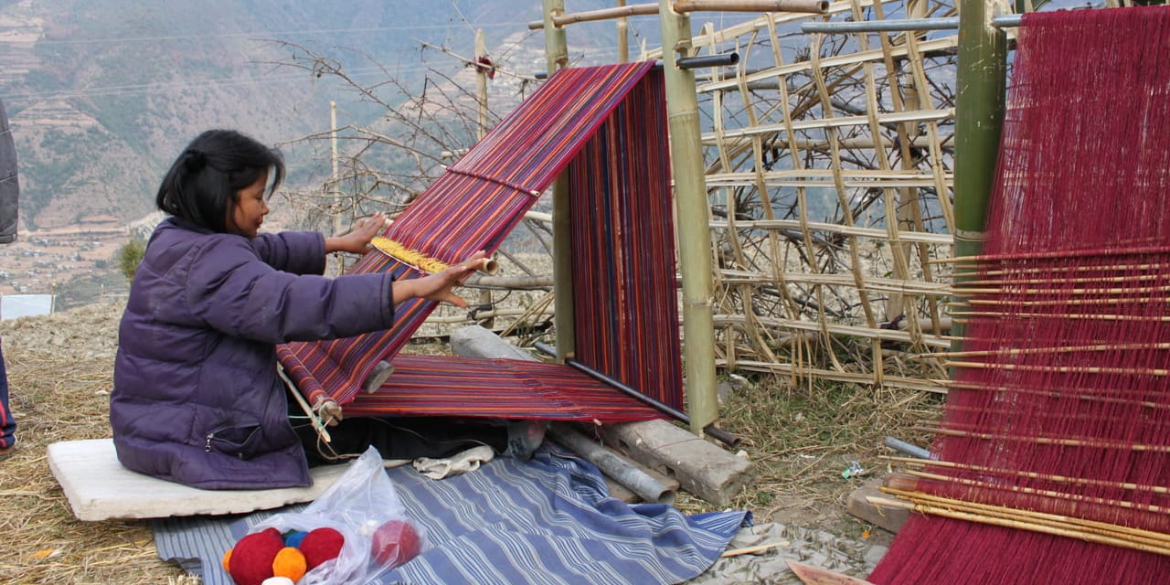 東ブータンでは織物が盛んです