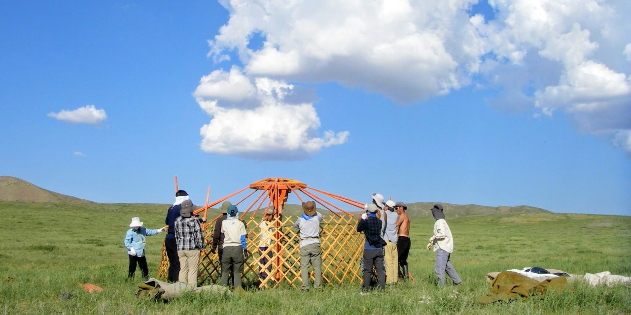 遊牧民の知恵が詰まった家・ゲルを実際に作ってみよう