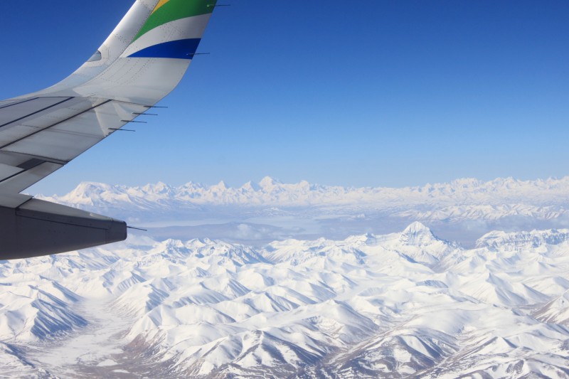 空から見るカイラス山（6,656m）