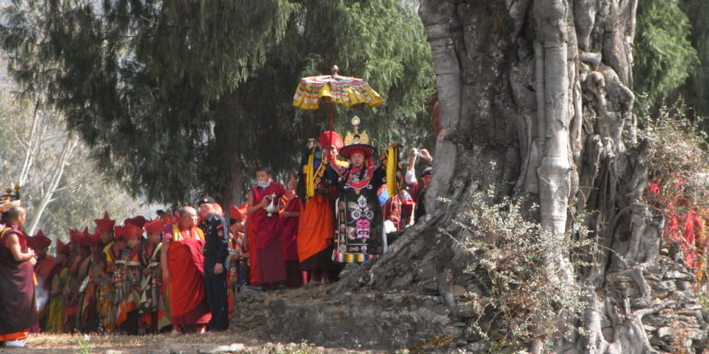 ドムチェ祭でシャプドゥンに扮する 大僧正ジェ・ケンポ