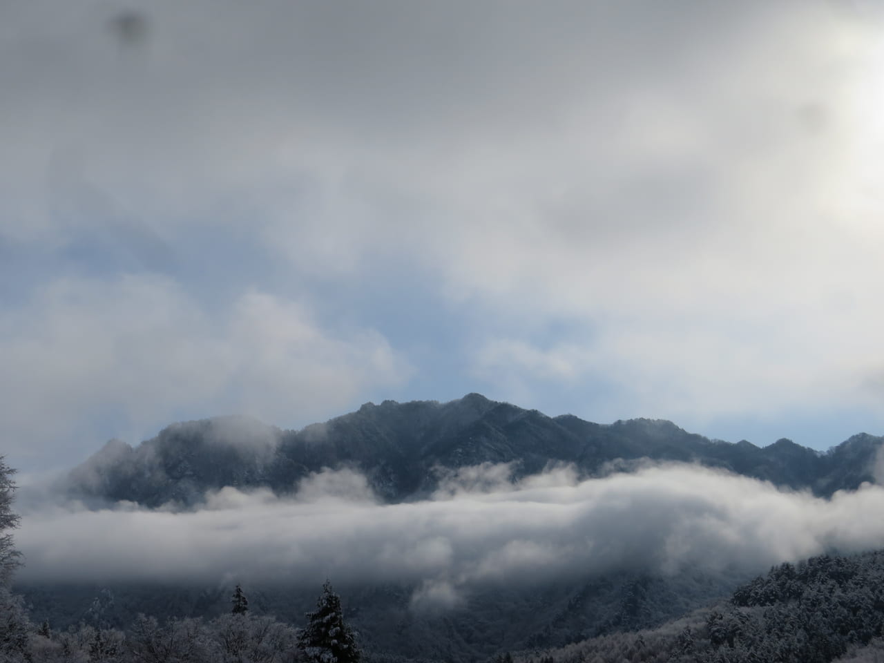 独鈷山