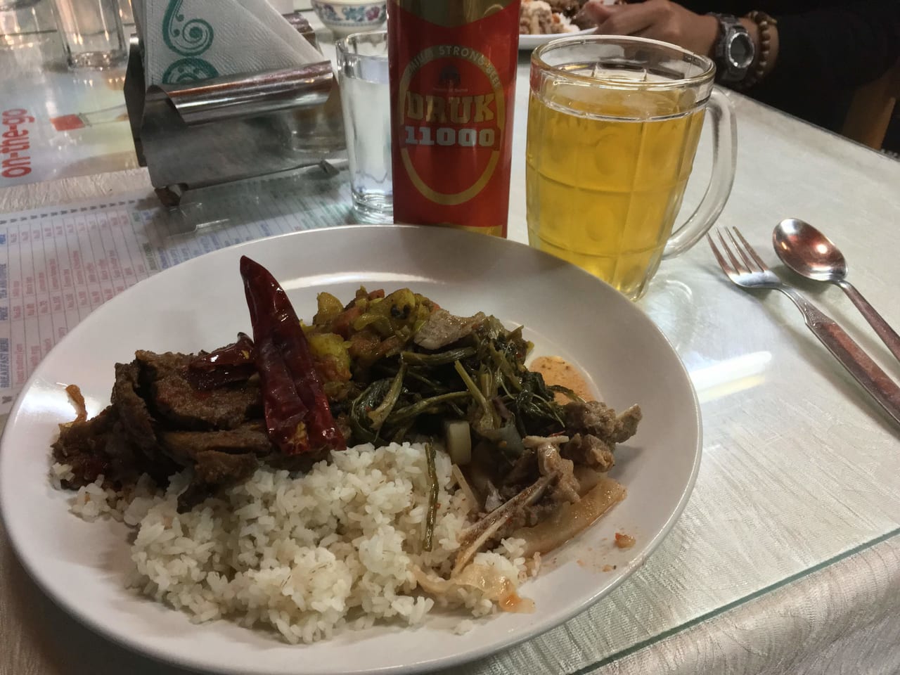 ブータン料理とブータンビール