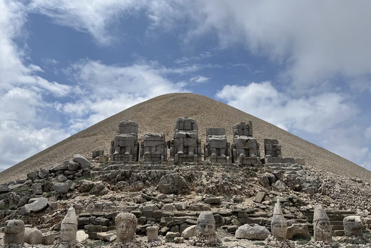 トルコ・コンマゲネ王国の神殿