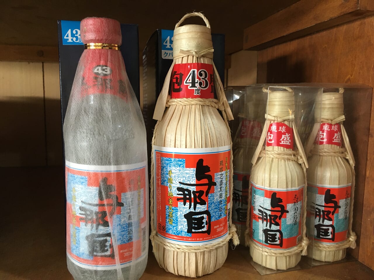 与那国名産「クバ巻き」の泡盛