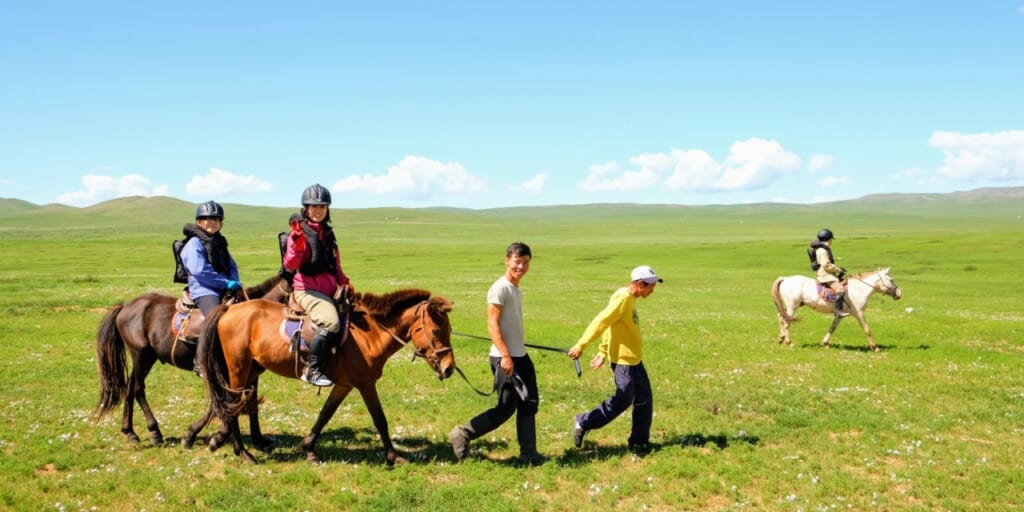 まずは引き馬からスタートしていきます