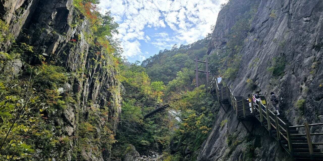 kr-seoraksan-trek-01