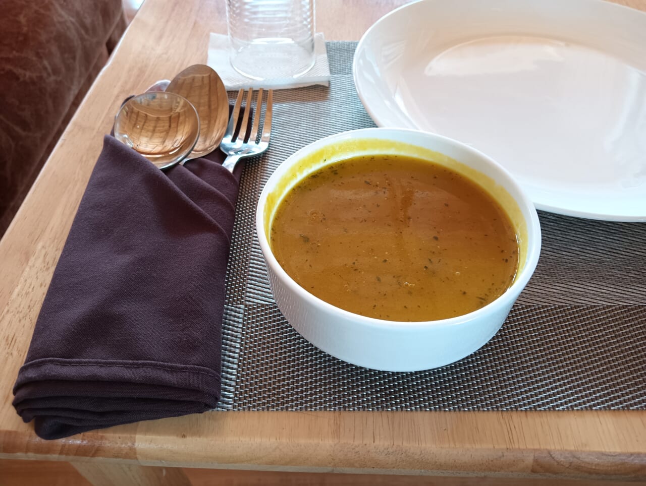 最近ではスープがおしゃれな形で出てきます。