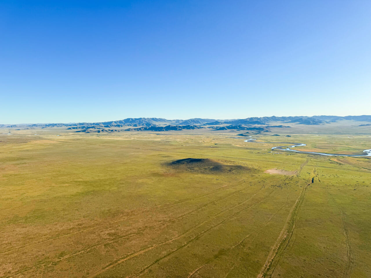 この最高っっのロケーションで乗馬を楽しみます