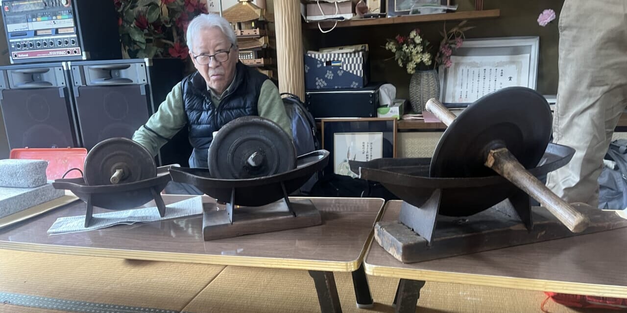 ずらりと並んだ薬研