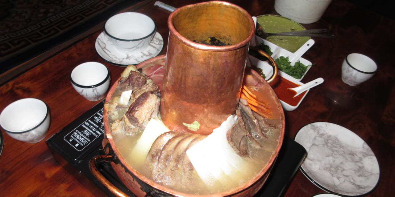 ぐつぐついってきたら食べどき。おいしそう