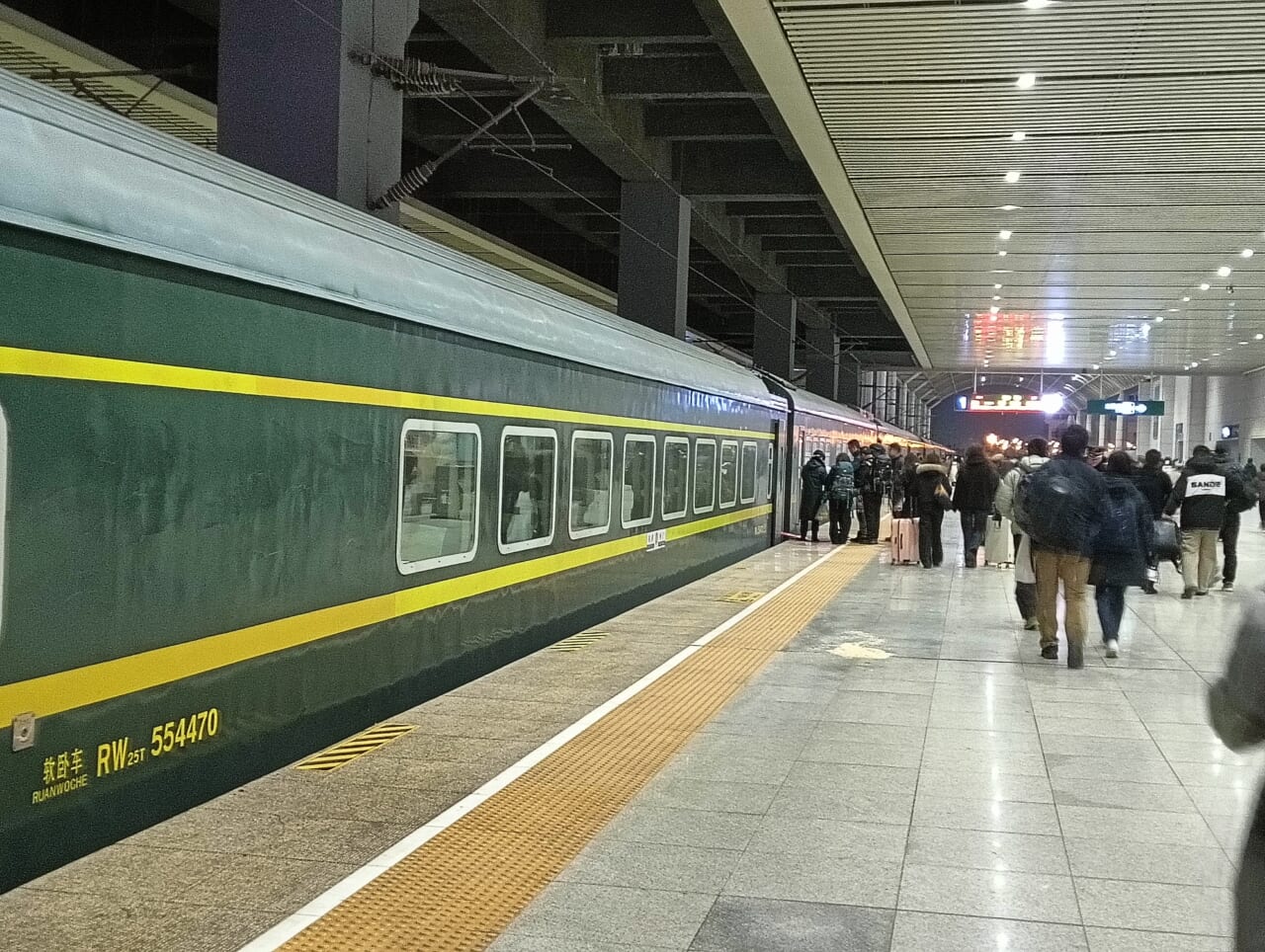 青蔵鉄道でいざ、ラサへ！