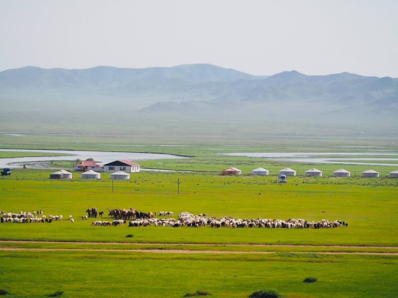 大自然の中で暮らす