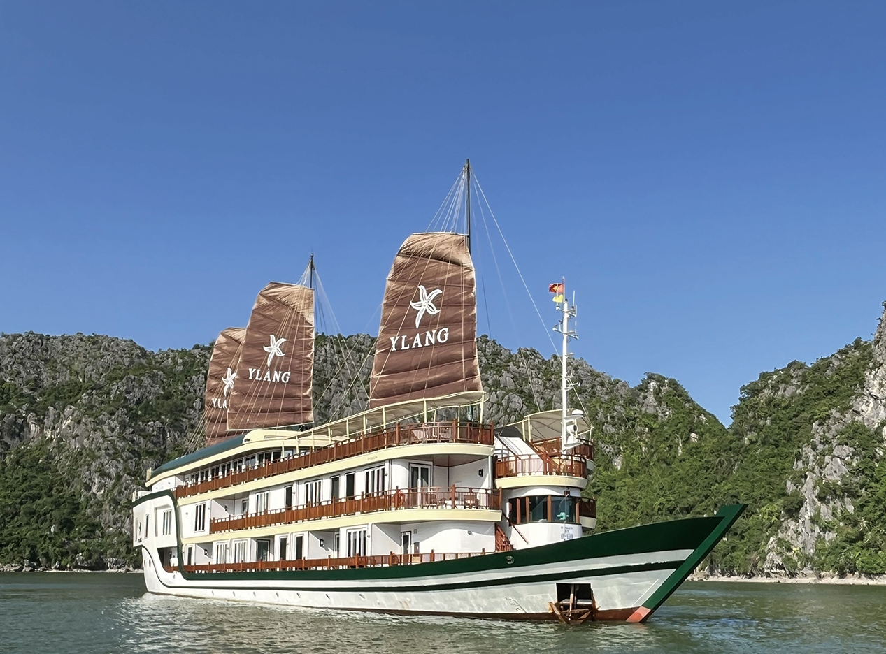 【風の便り】全10室オールスイートのラグジュアリー船で巡る！大人の隠れ家クルーズとウェルネスの旅